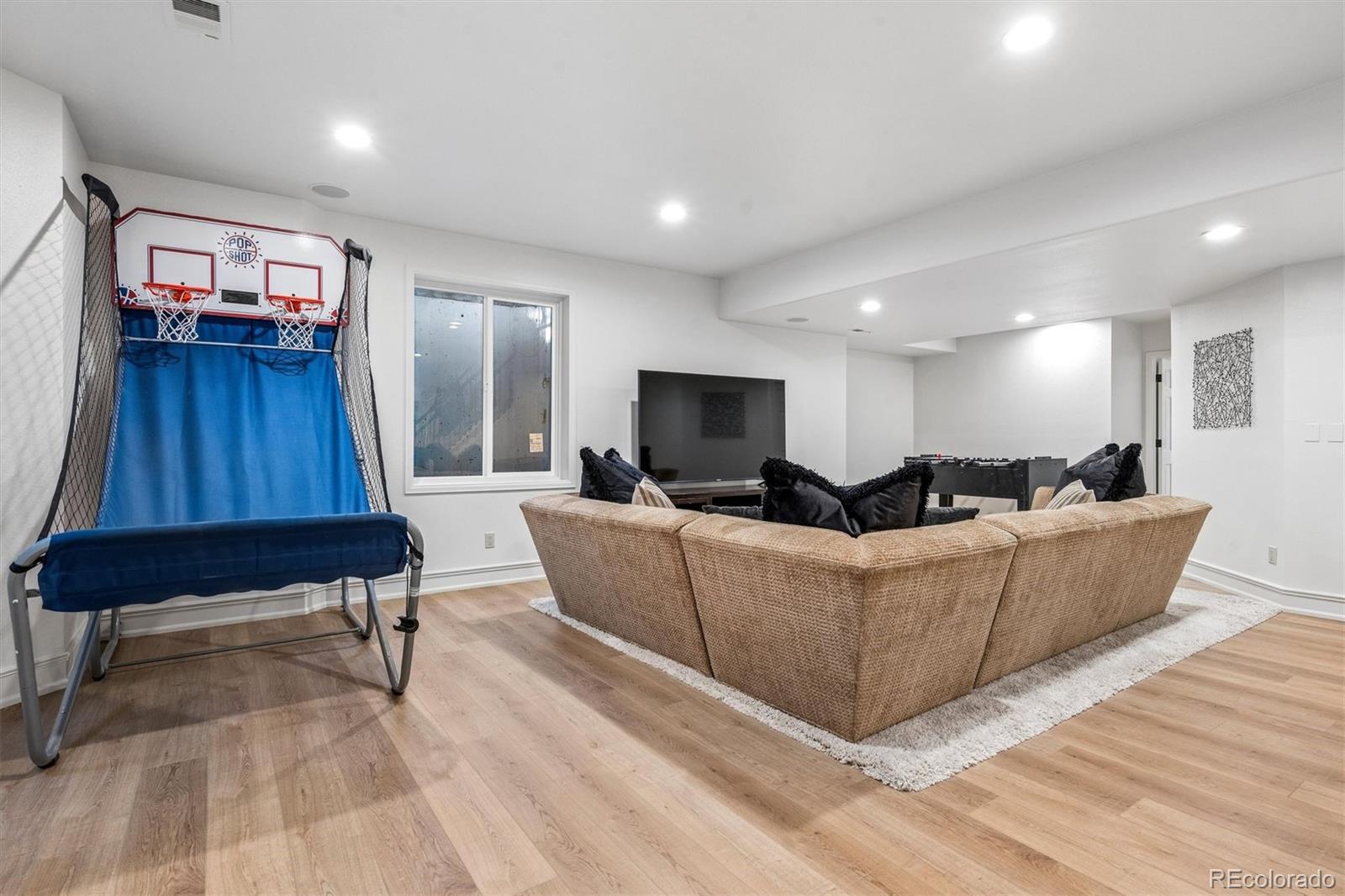 5400 S Fulton Court