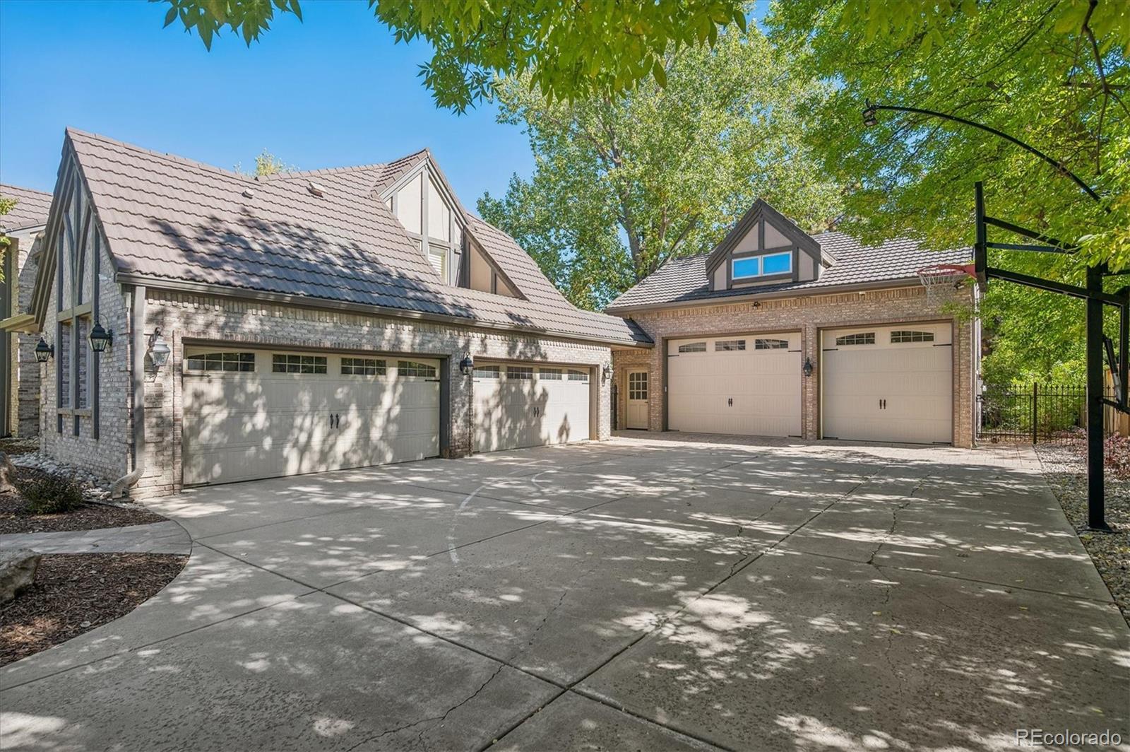 5400 S Fulton Court