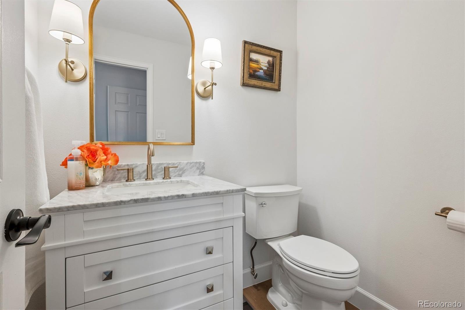 7121 E Hinsdale Place