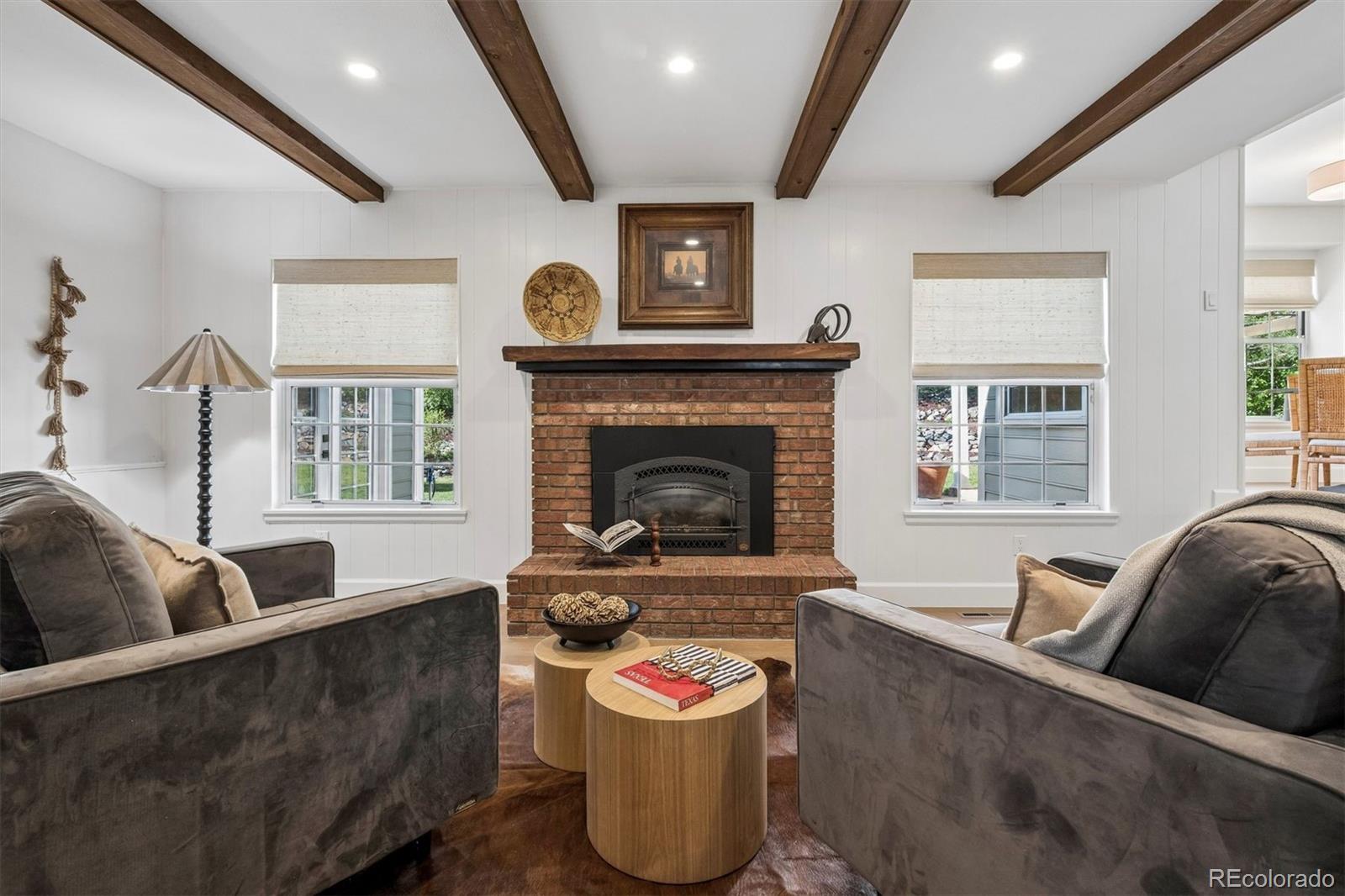 7121 E Hinsdale Place