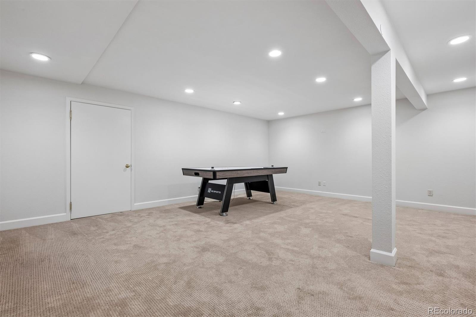 7121 E Hinsdale Place