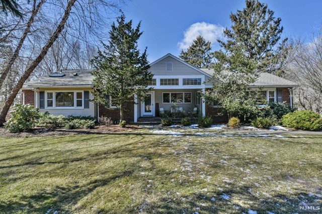 20 Rolling Ridge Road