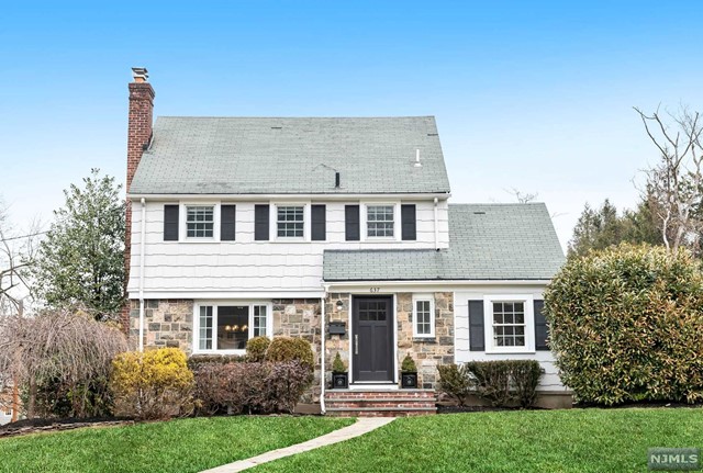 637 Sherwood Road