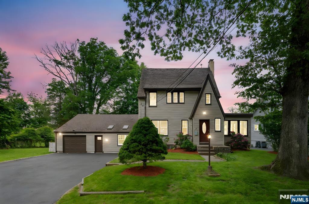 41 Oakland Avenue