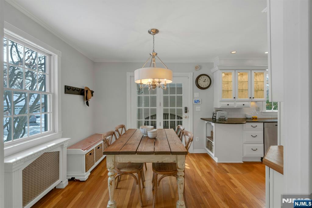 724 W Saddle River Road