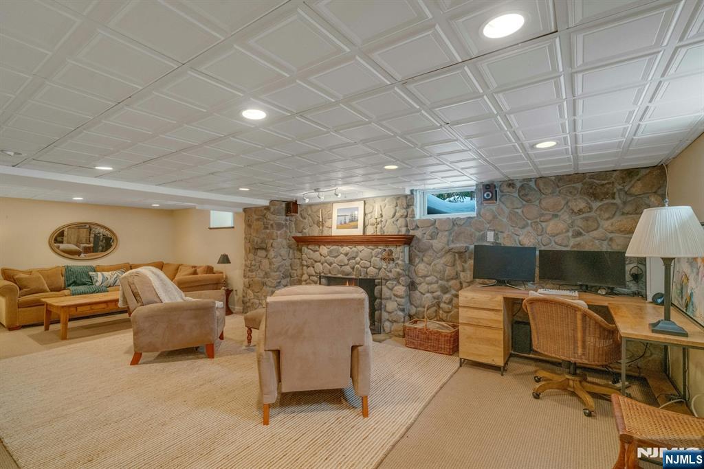 724 W Saddle River Road