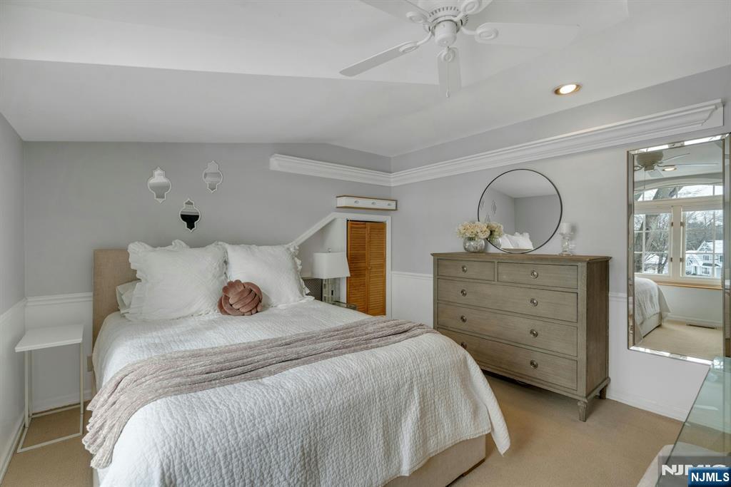 724 W Saddle River Road