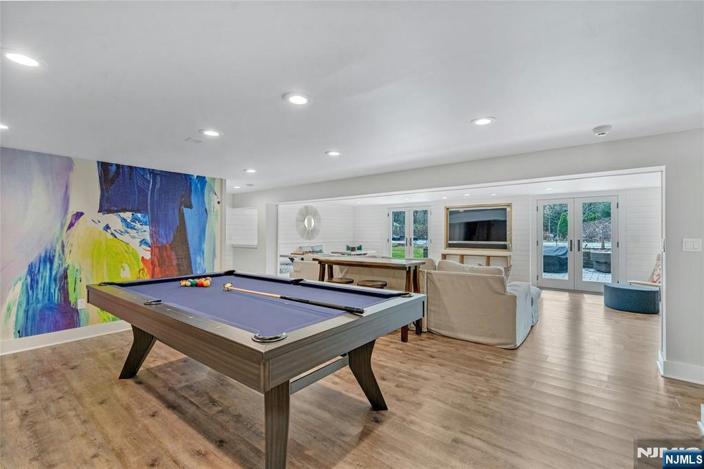 7 Deerhill Drive
