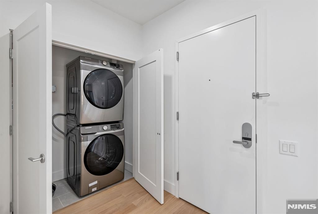 35 Jefferson Street 304