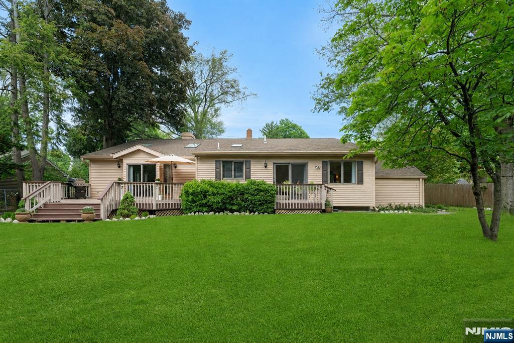28 Pitcairn Avenue