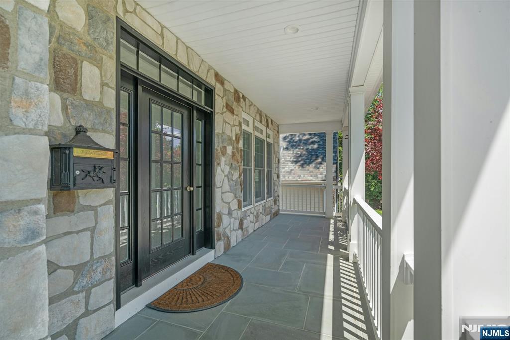 109 Blauvelt Avenue