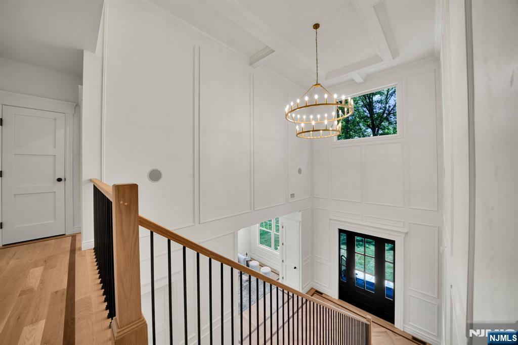 4 Garden Court