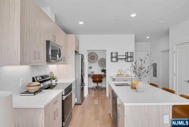 35 Jefferson Avenue 200