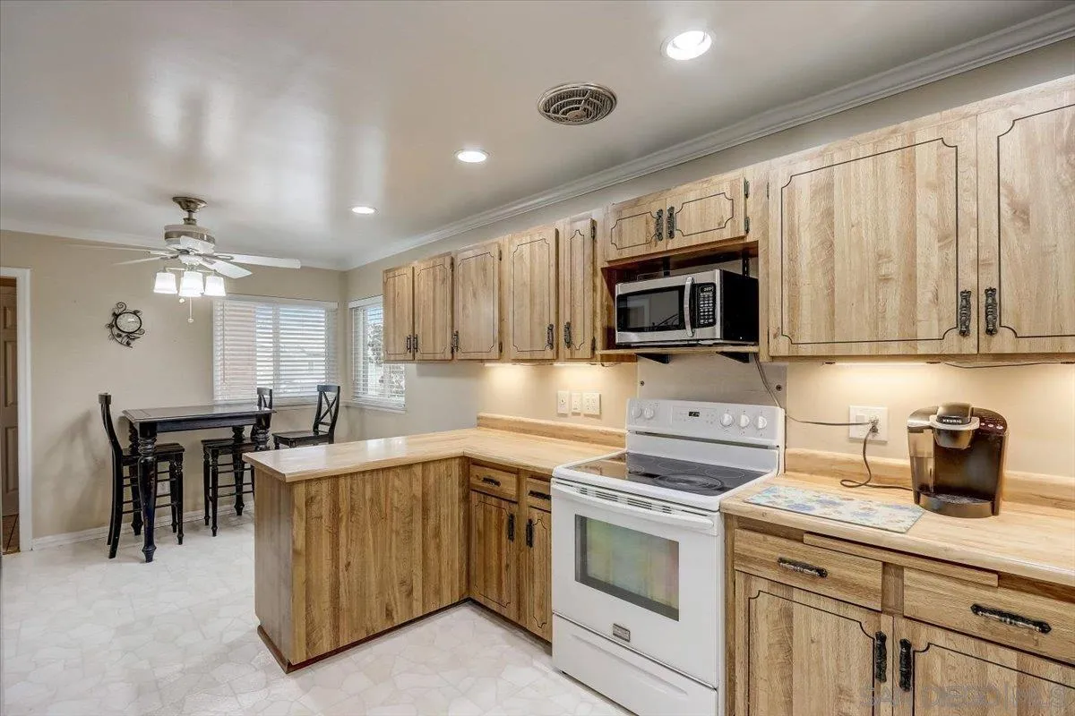7985 Michelle Drive