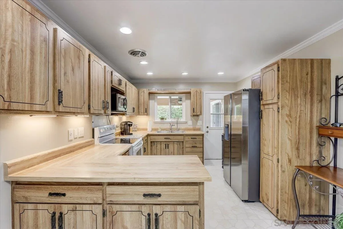 7985 Michelle Drive