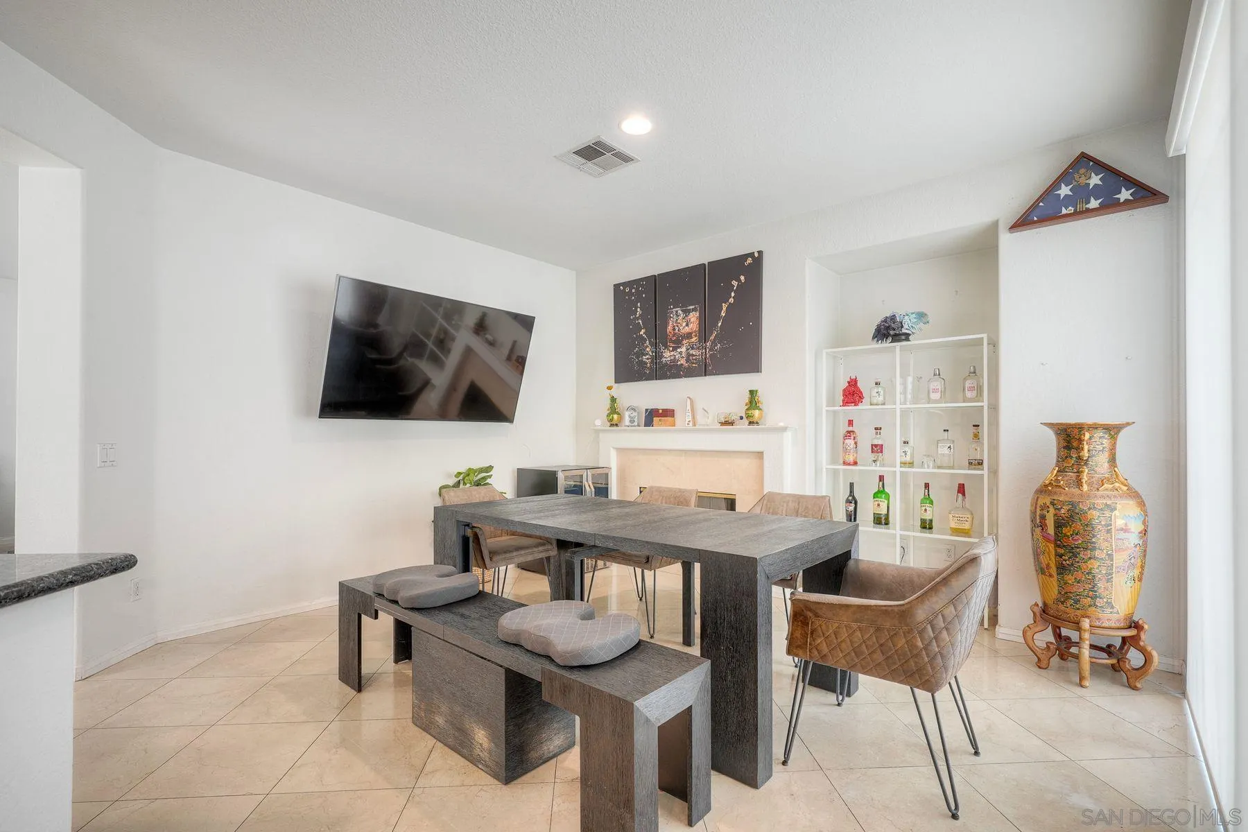 9610 Capricorn Way
