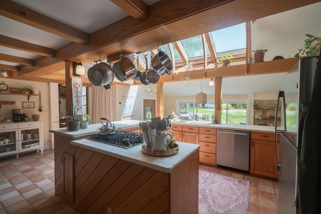 295 Montague Road
