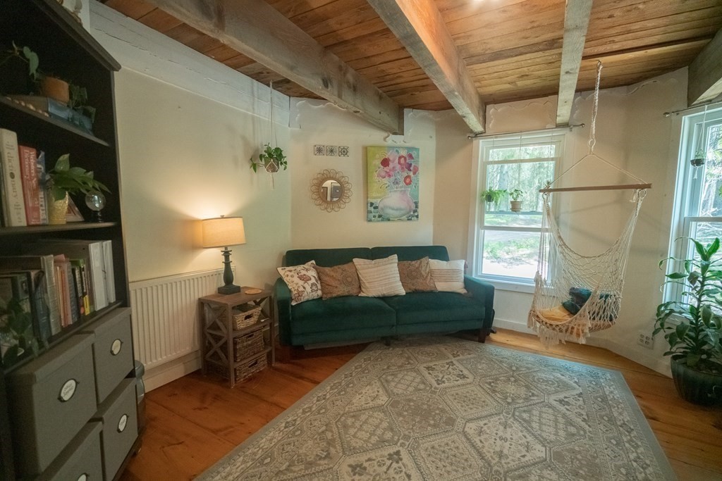 295 Montague Road