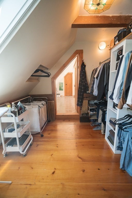 295 Montague Road