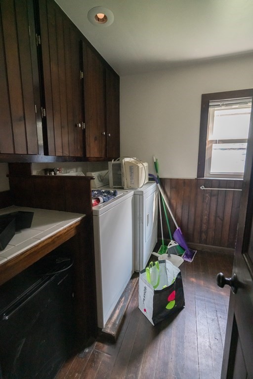 30 S Whitney St