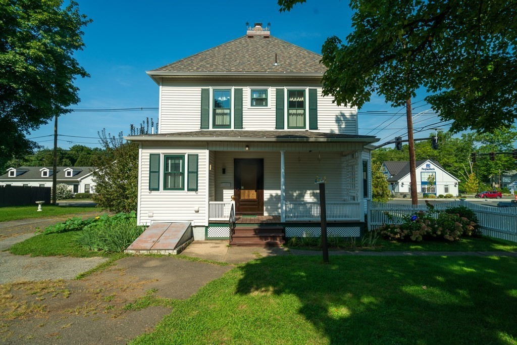 465 Newton St