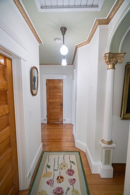 465 Newton St