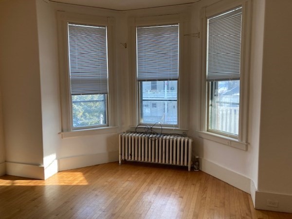 32 Kendrick Pl