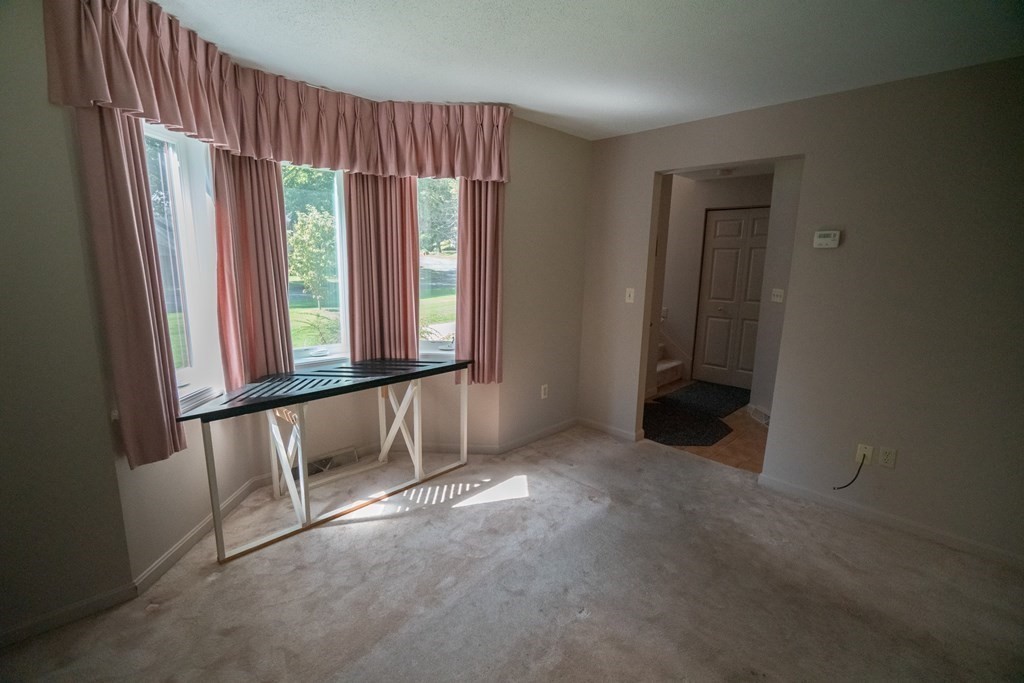 24 Mcintosh Dr # 24