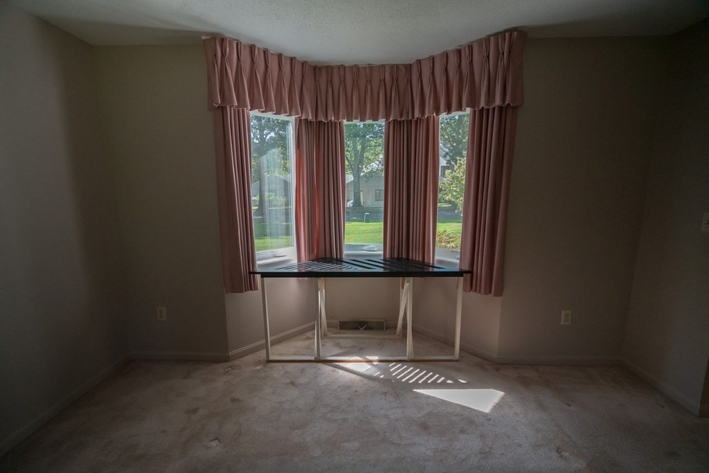 24 Mcintosh Dr # 24