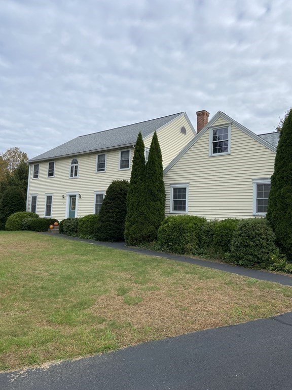 45 Oakwood Circle