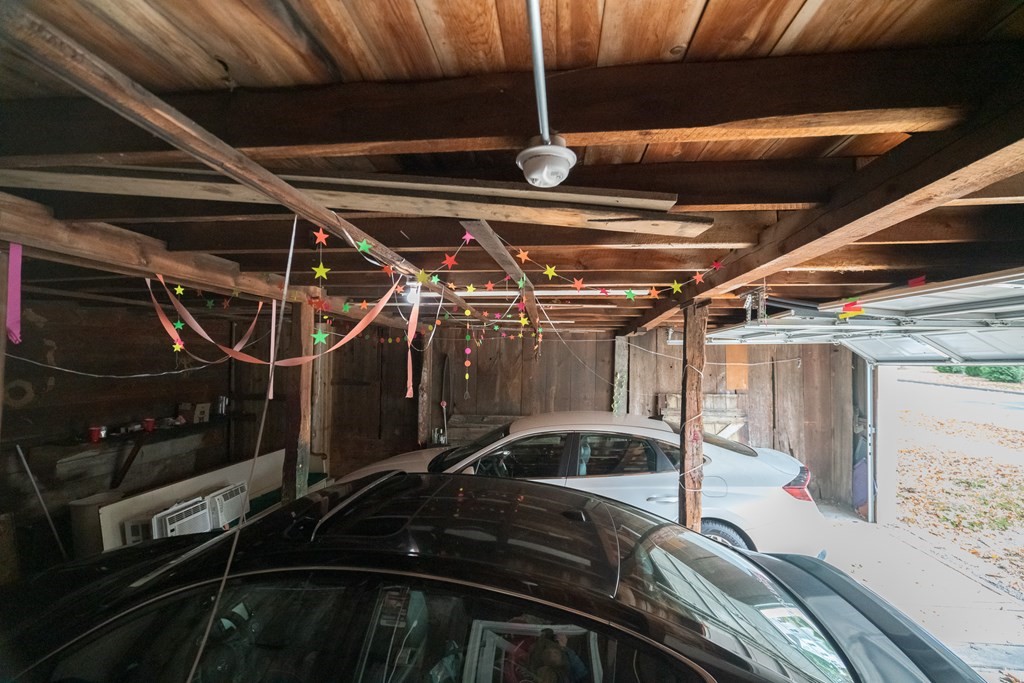10 Pine St