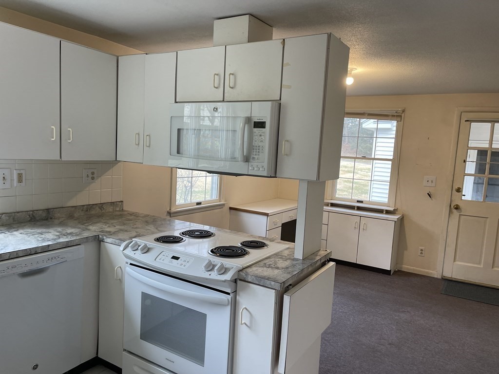 35 Maplewood Cir