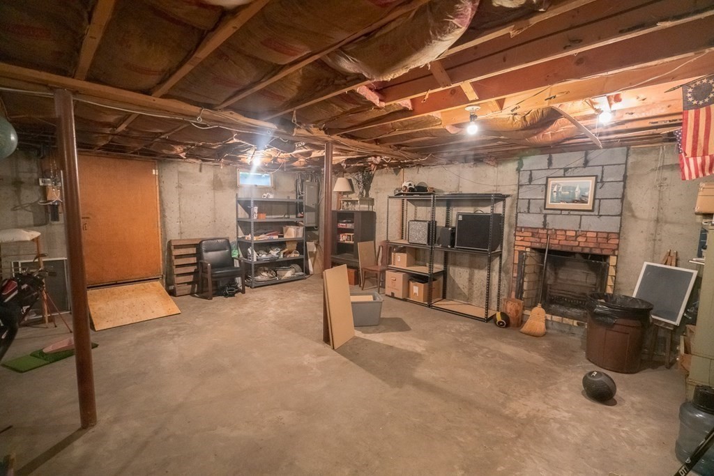 35 Maplewood Cir