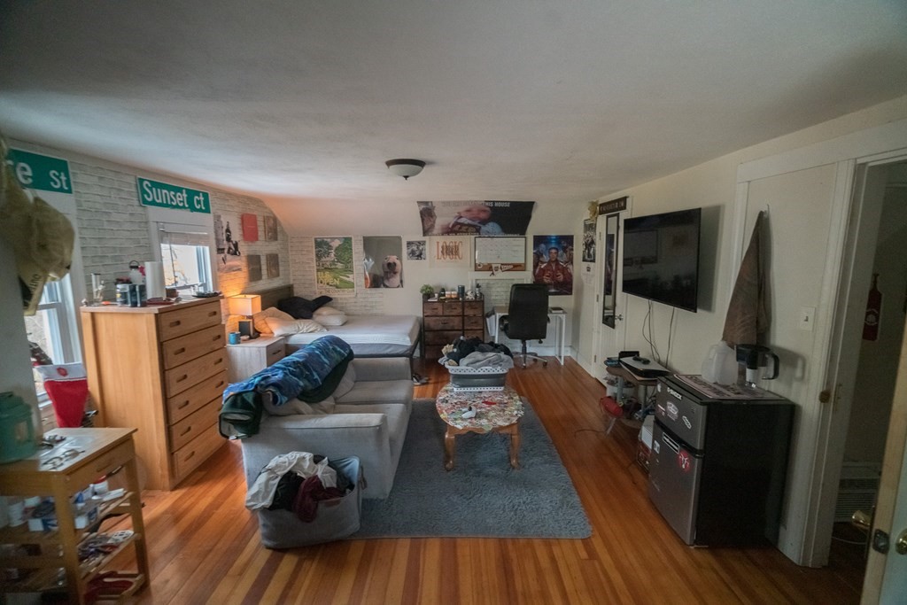 15 Sunset Ct