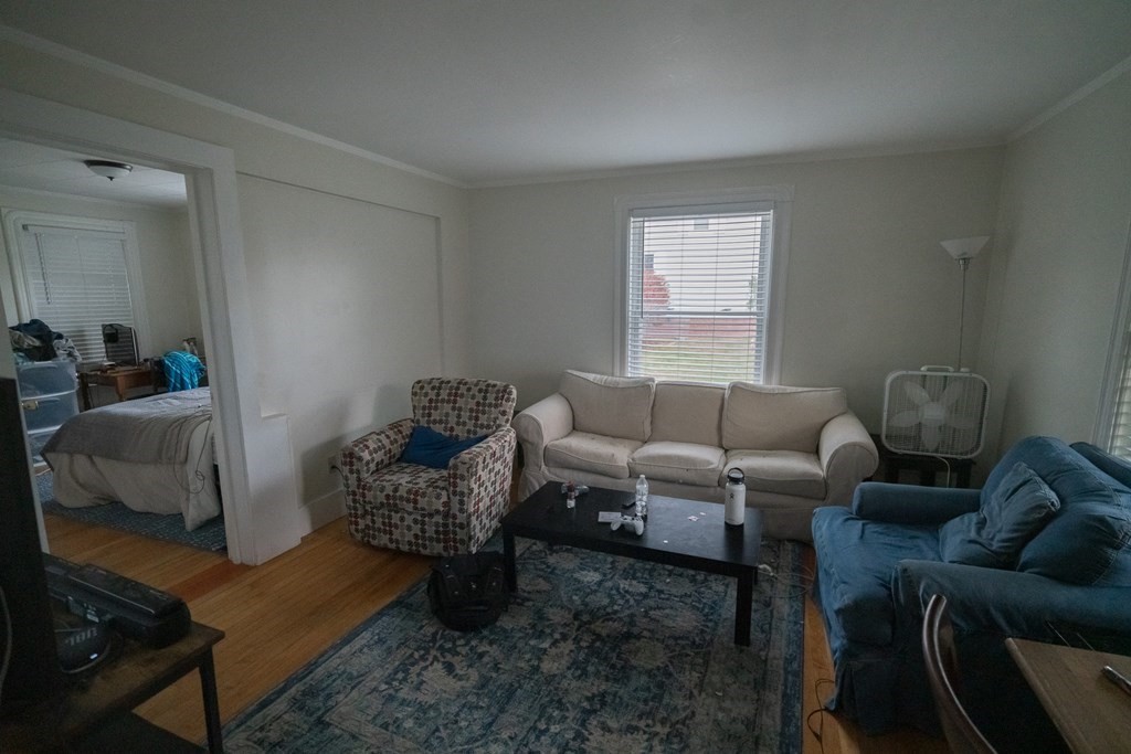 221 Northampton Rd