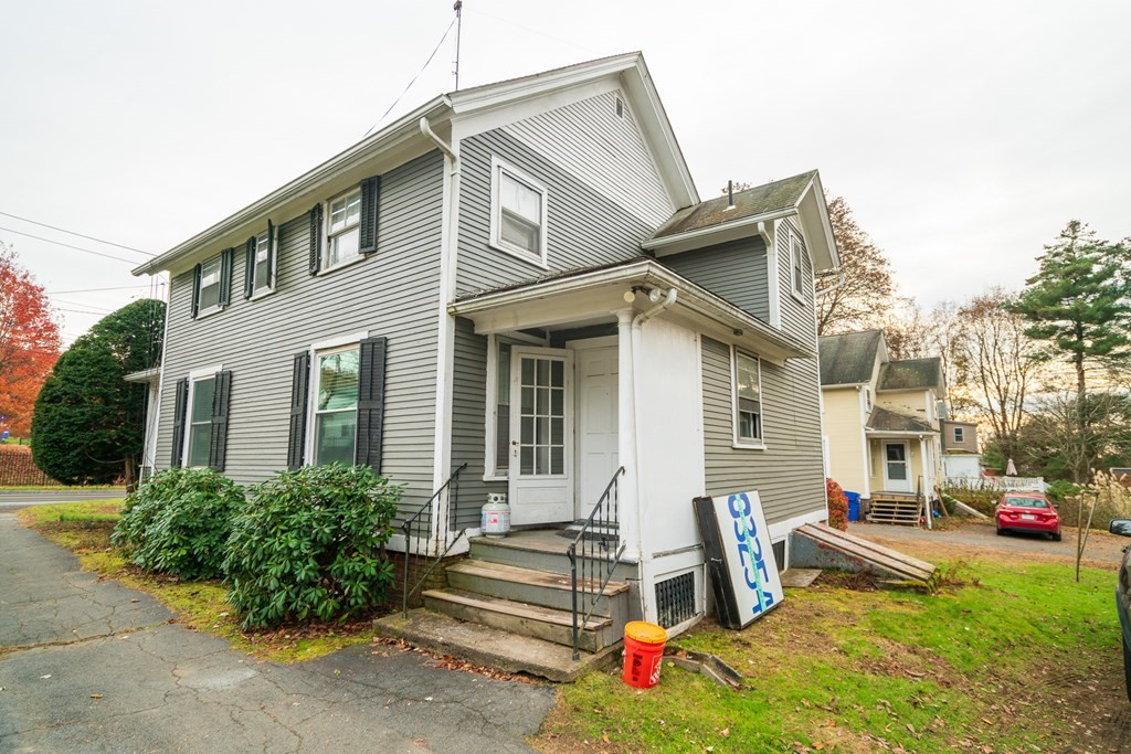 221 Northampton Rd