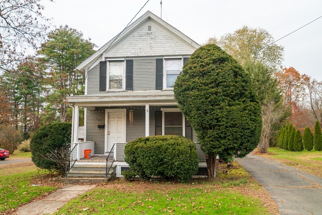 221 Northampton Rd