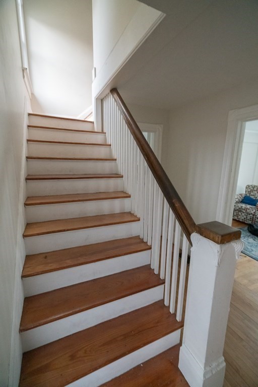 221 Northampton Rd