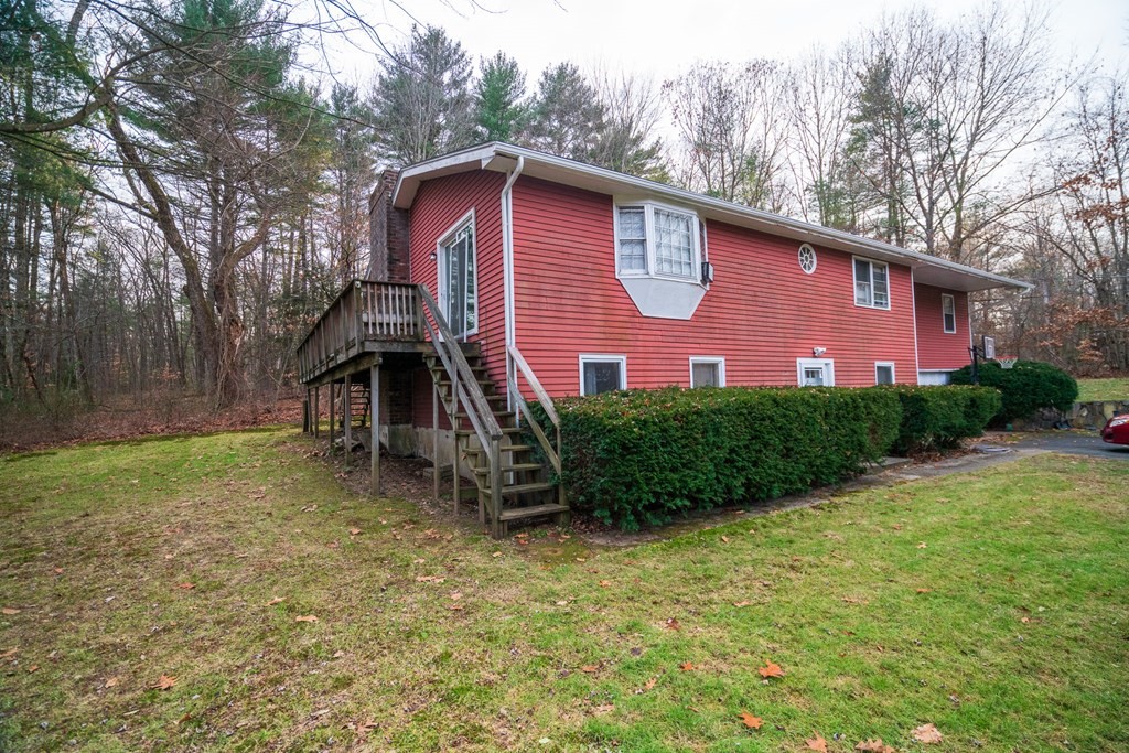 19 Old Amherst Rd