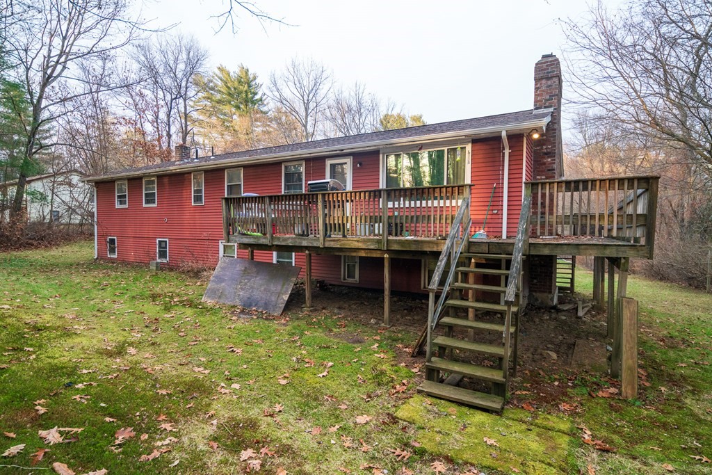 19 Old Amherst Rd