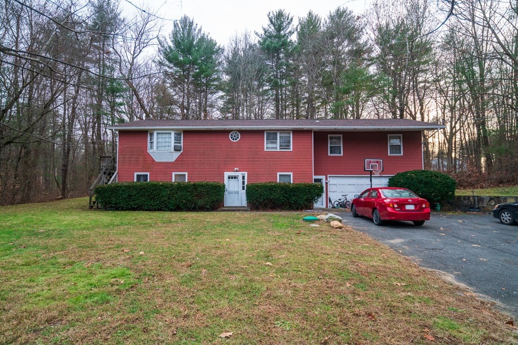 19 Old Amherst Rd