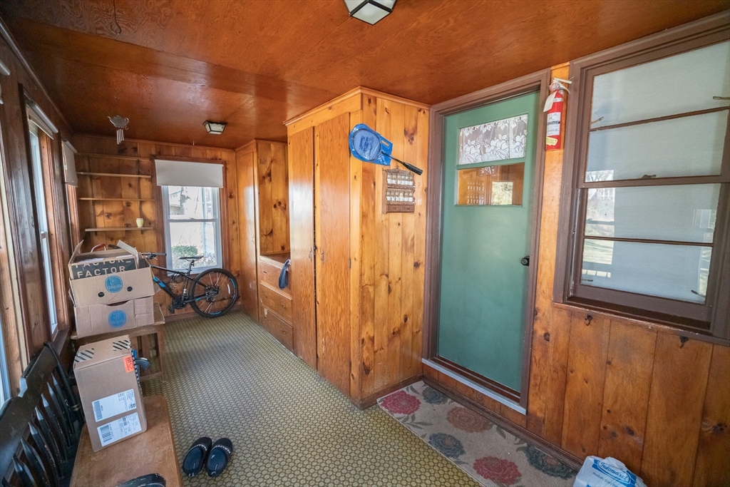 24 Canton Ave