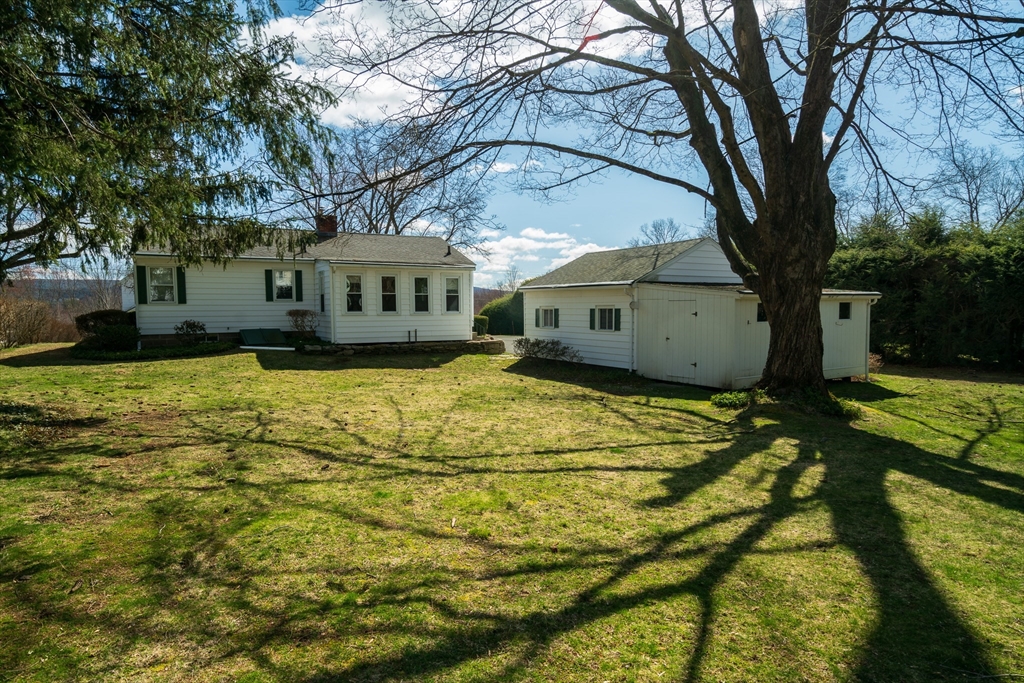 24 Canton Ave