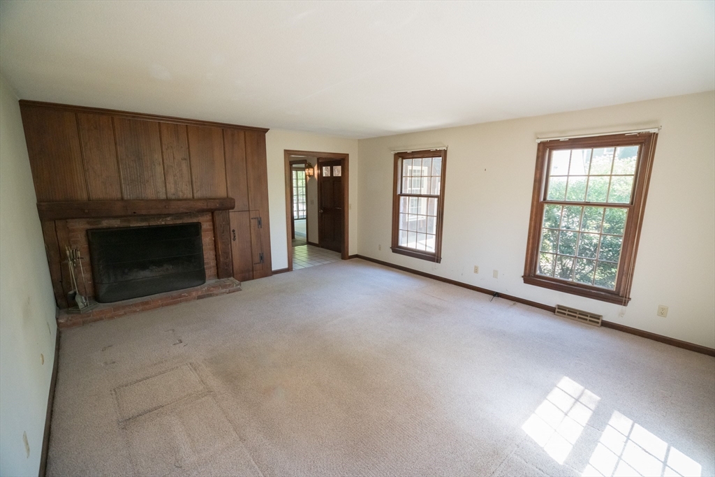 44 King Philip Ave