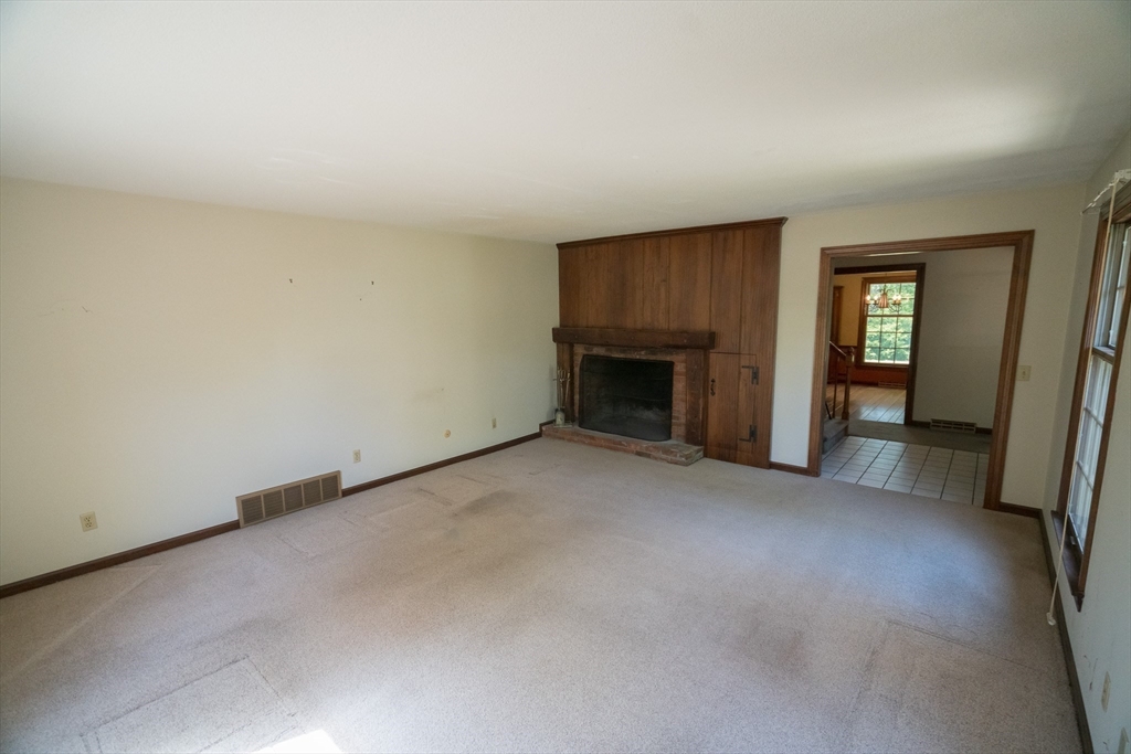44 King Philip Ave