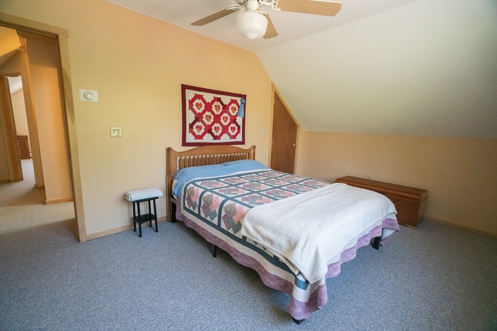 23 Segur Ln