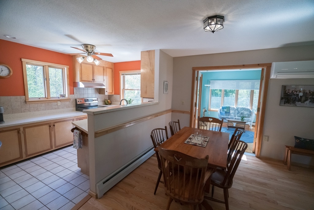 23 Segur Ln