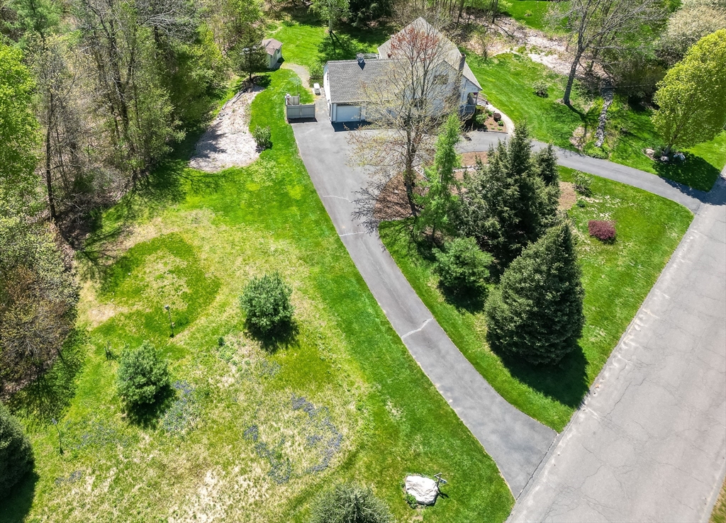 23 Segur Ln