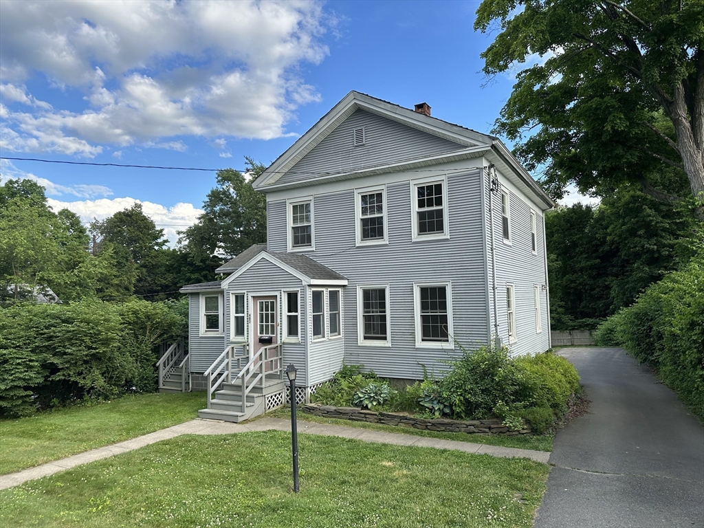487 Main St