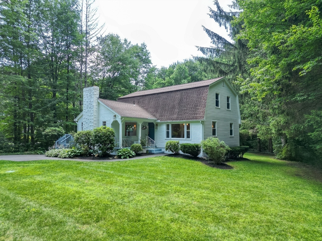 11 Sherwood Dr